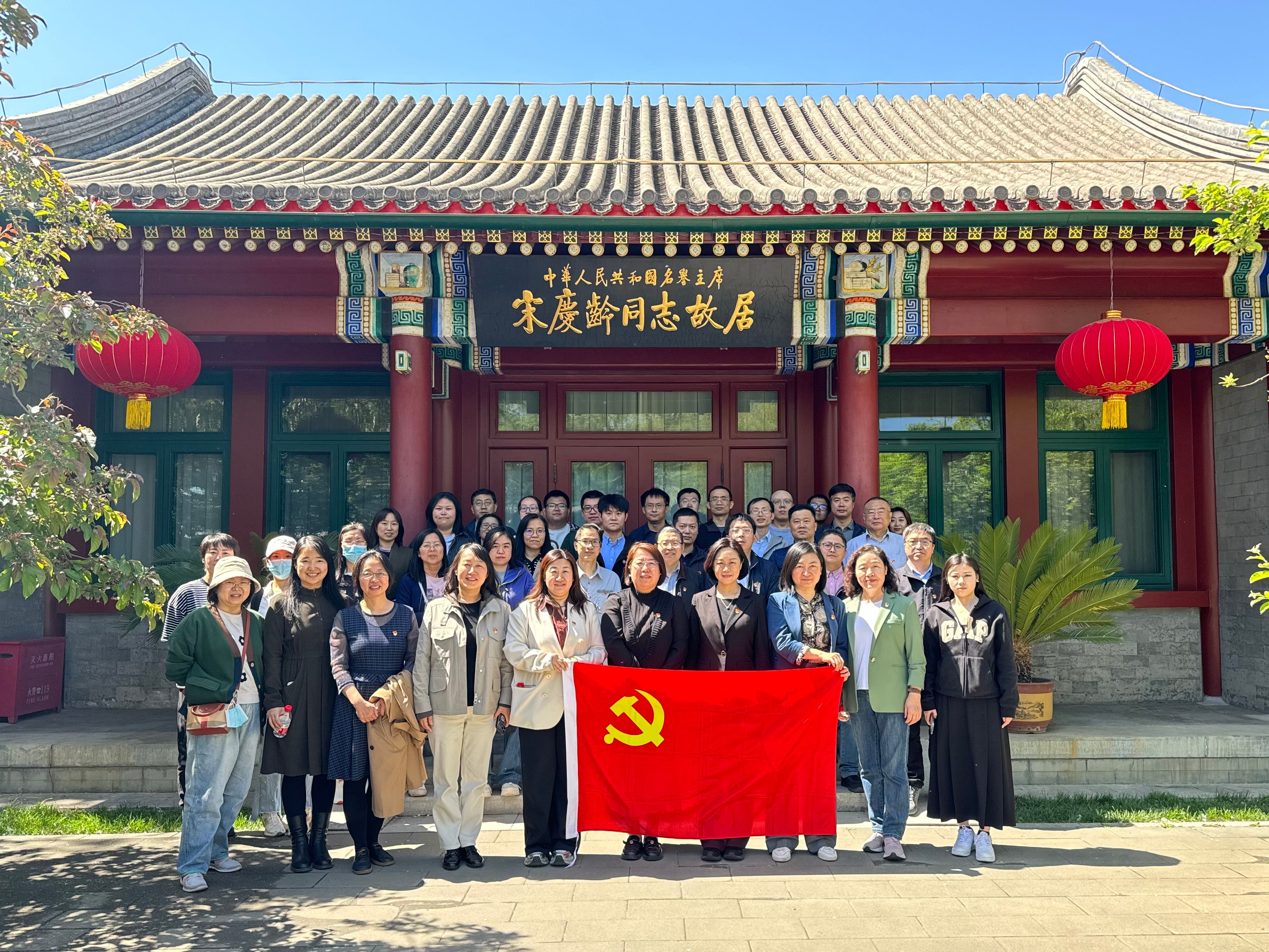 压缩7282b609c6bc83aa1f3f07d87bde935(1).jpg